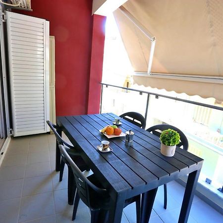 Urban Life Suite Ираклион Экстерьер фото
